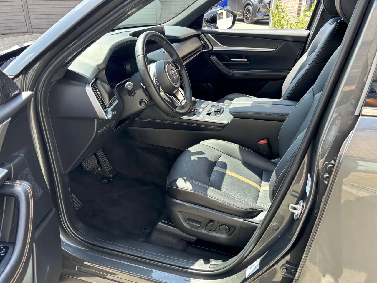 Mazda CX-80 - 12