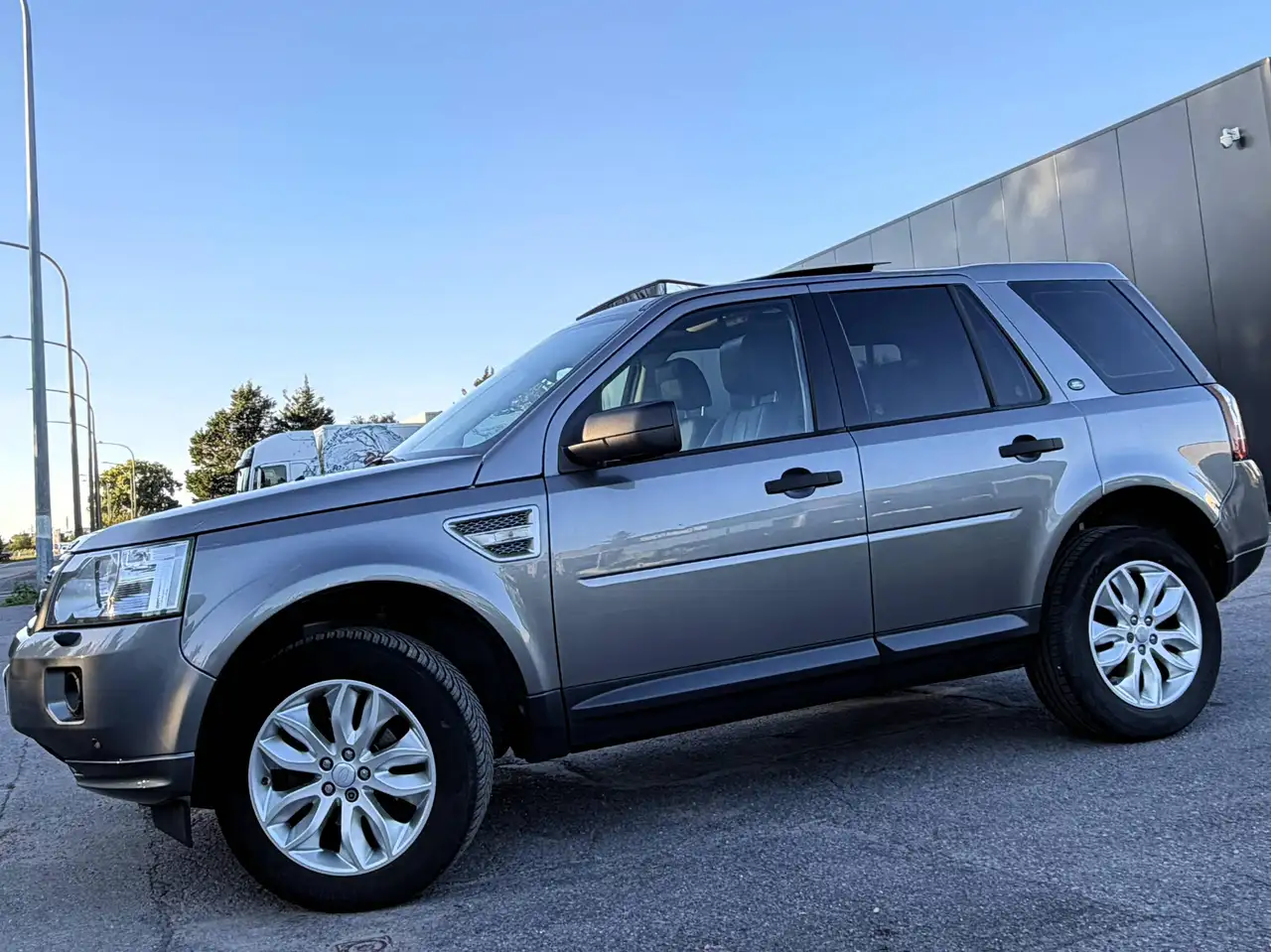 Land Rover Freelander - 3