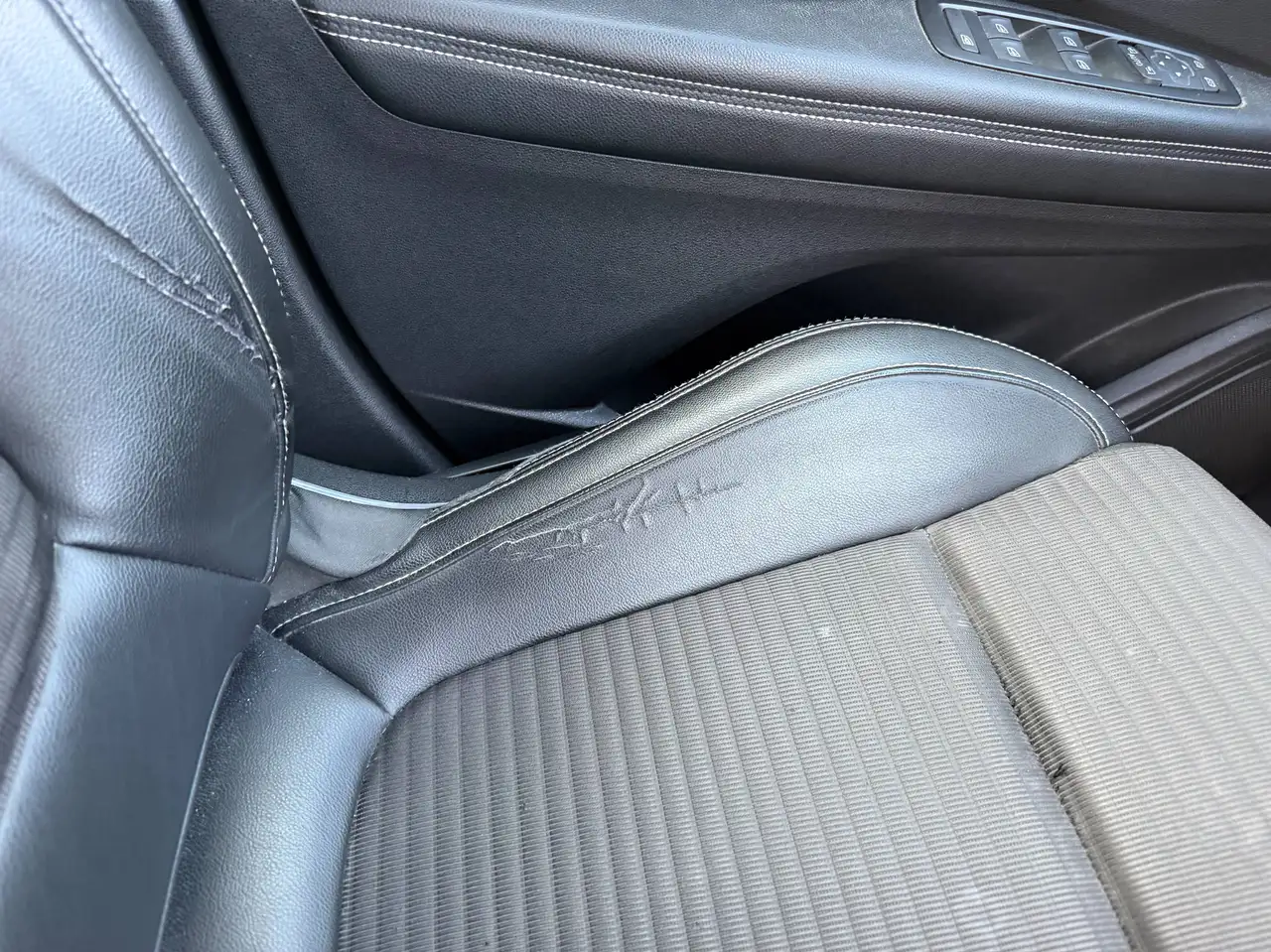 Renault Scenic - 11