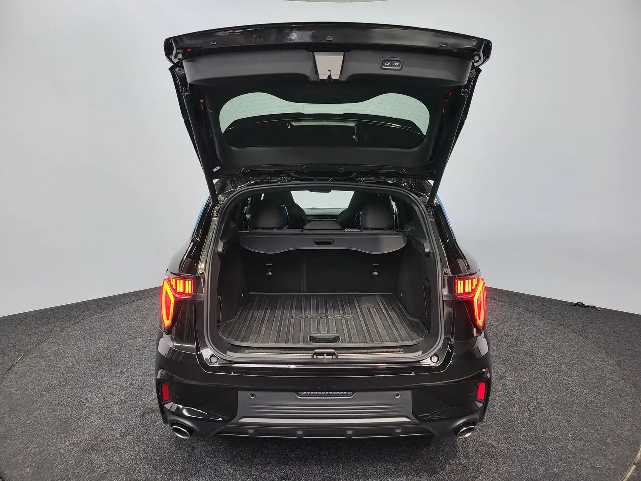 Lynk & Co 01 - 9