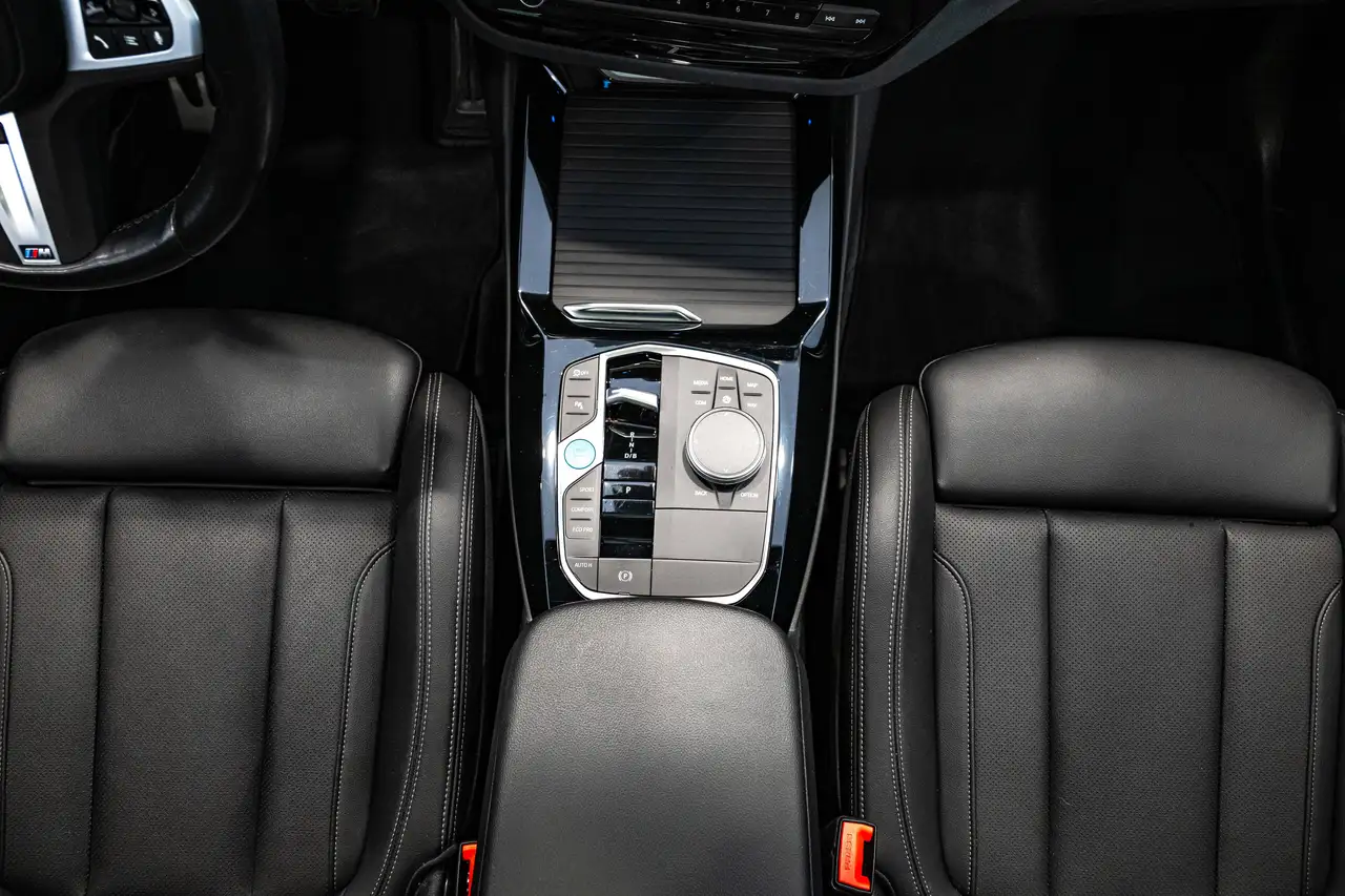 BMW iX3 - 5