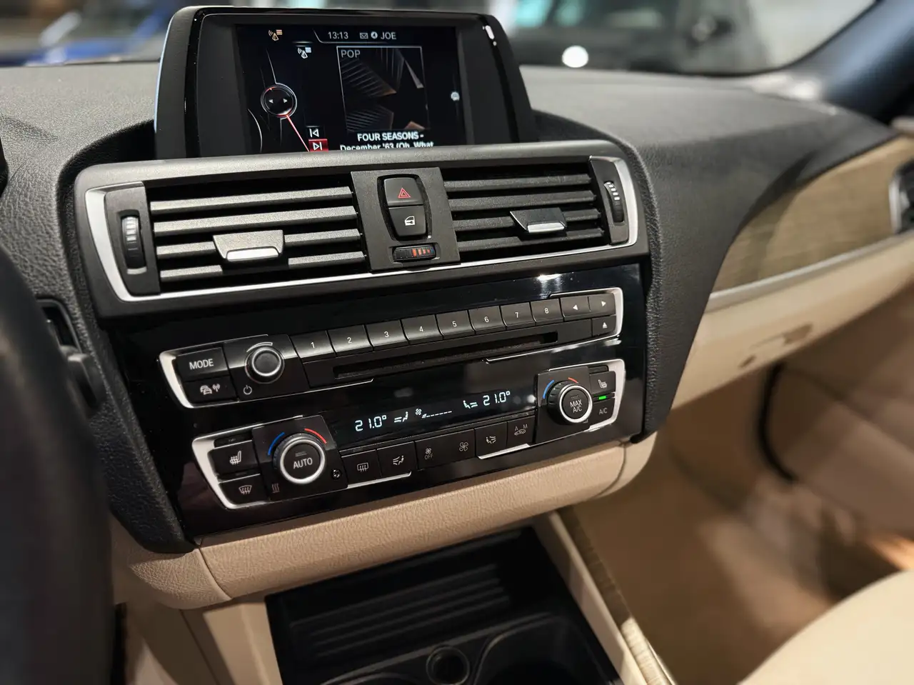 BMW 220 - 6