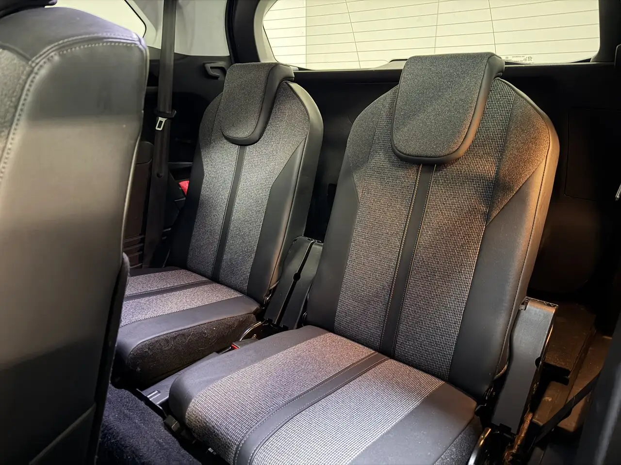 Peugeot 5008 - 11