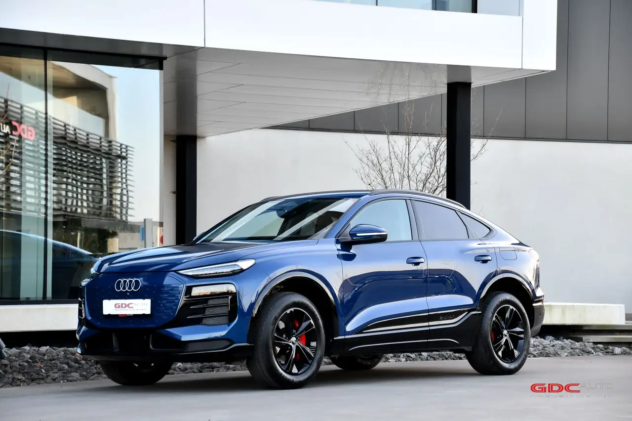 Audi Q6 e-tron - 3