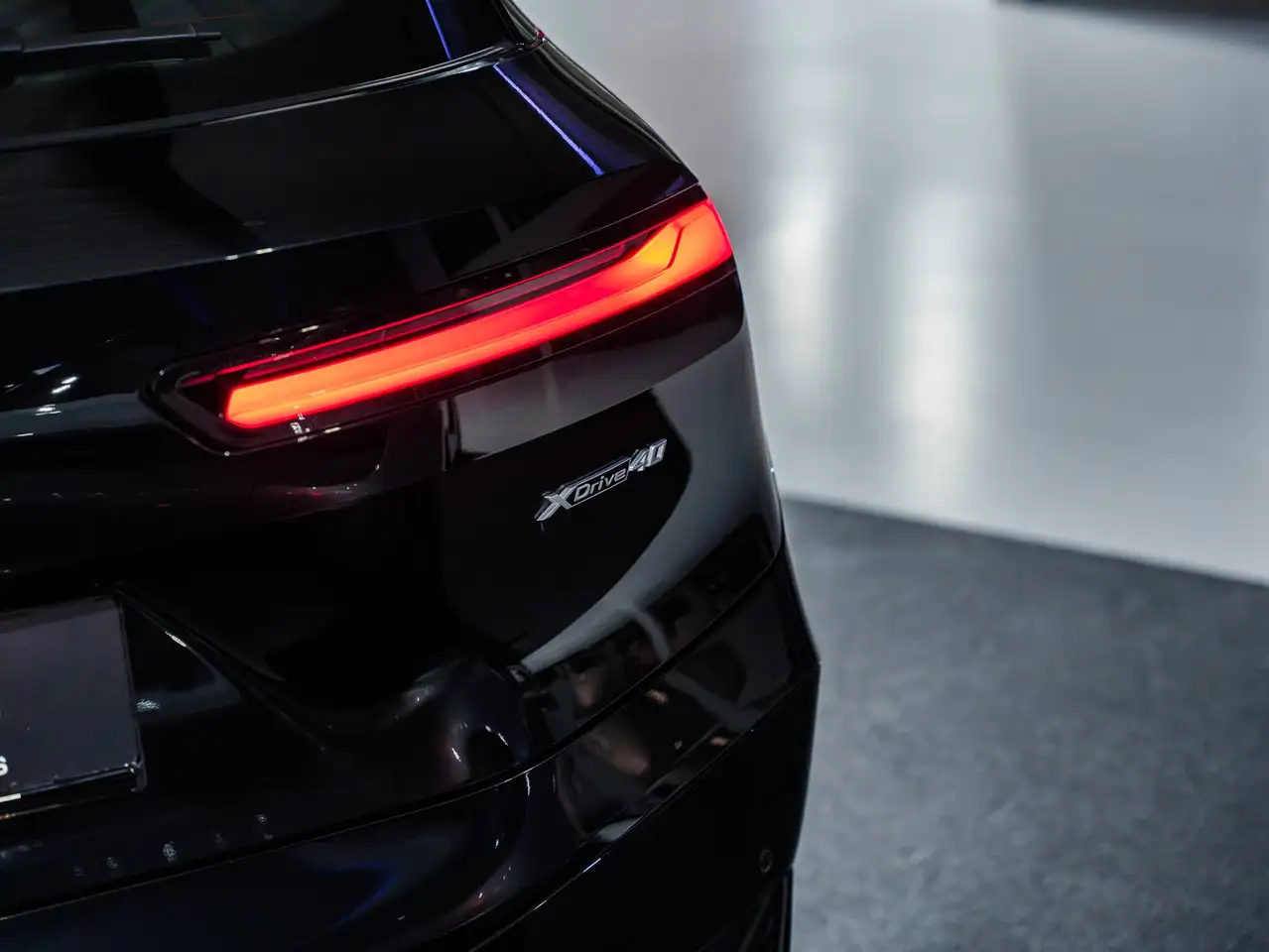 BMW iX - 7