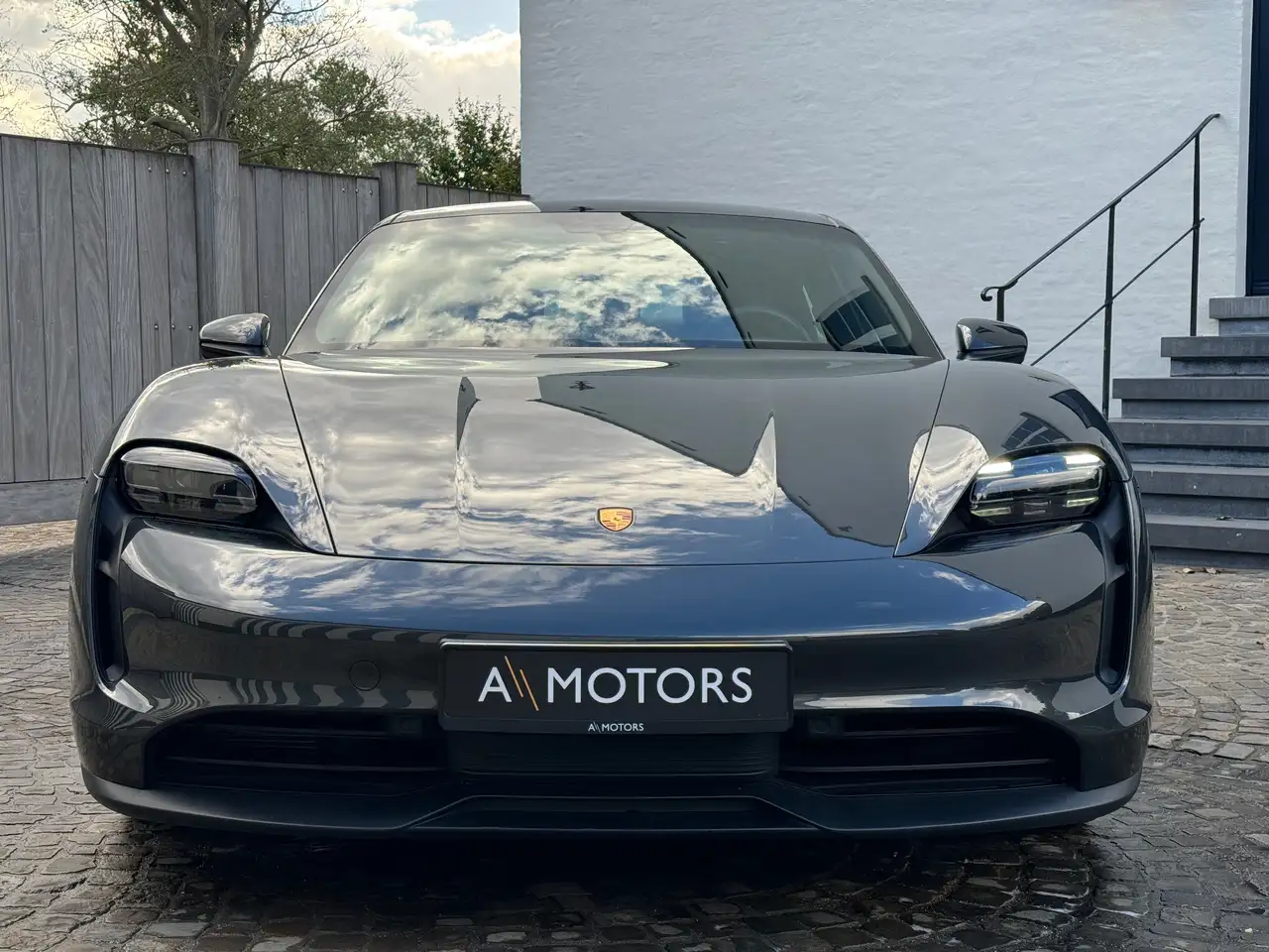 Porsche Taycan - 2