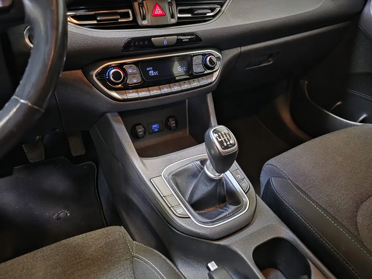 Hyundai i30 - 12