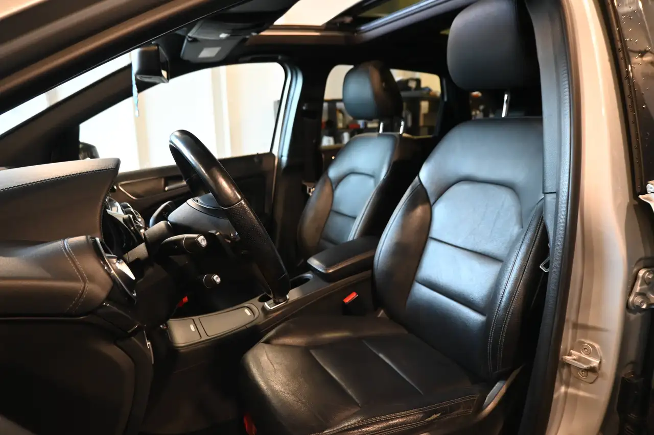 Mercedes-Benz B 180 - 10