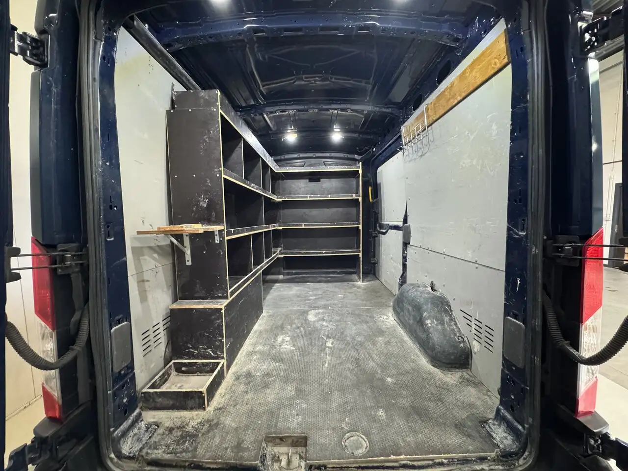 Ford Transit - 10