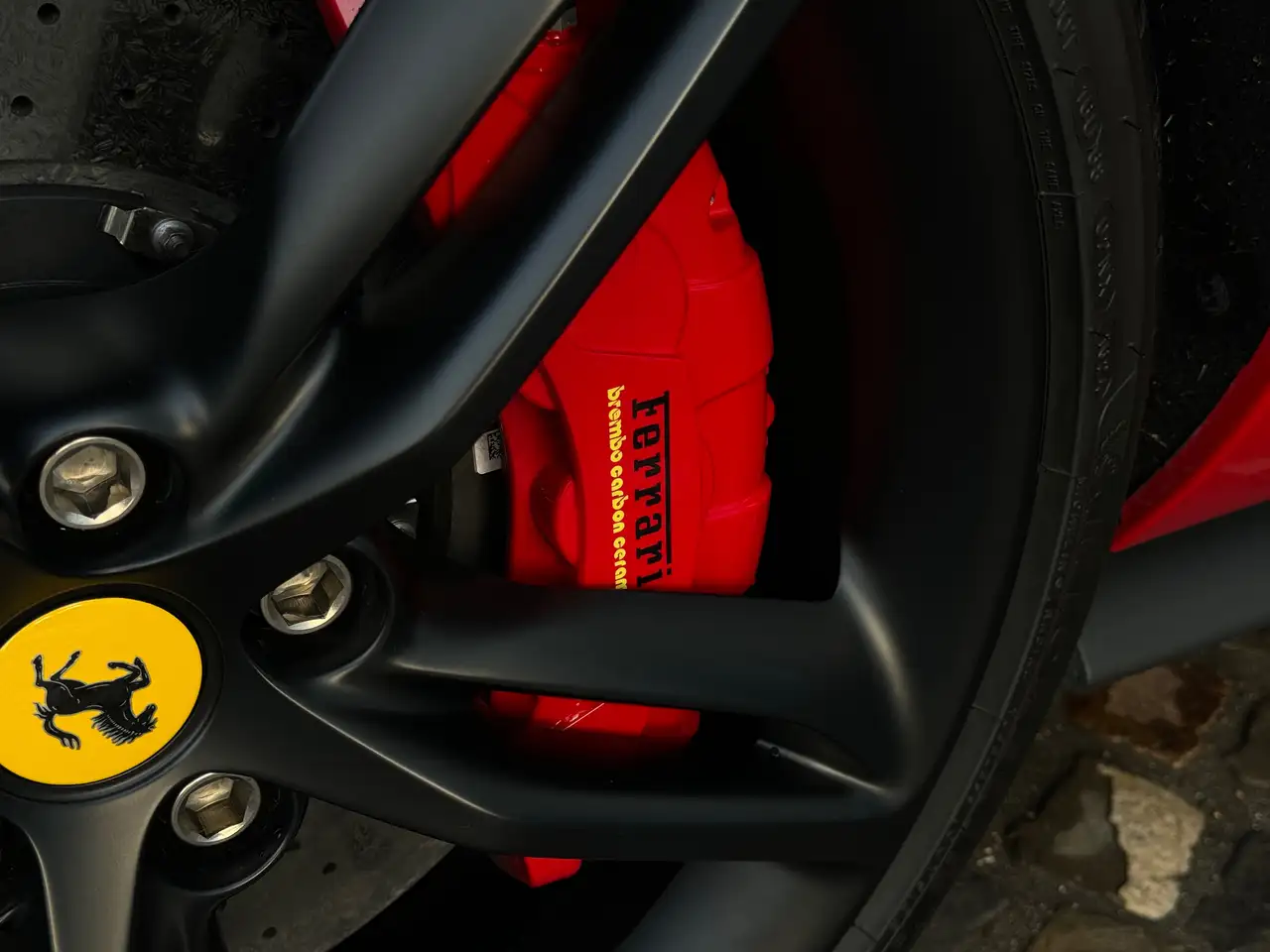 Ferrari 296 GTB - 11
