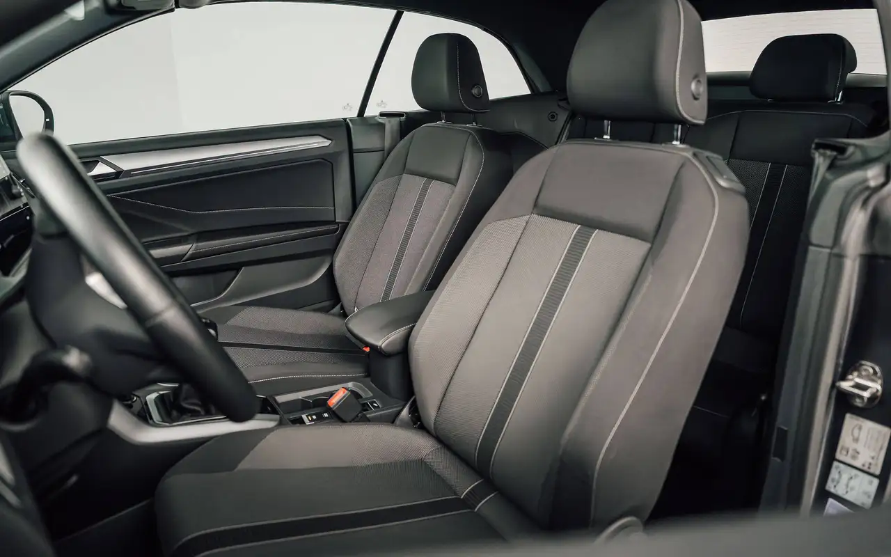 Volkswagen T-Roc - 10