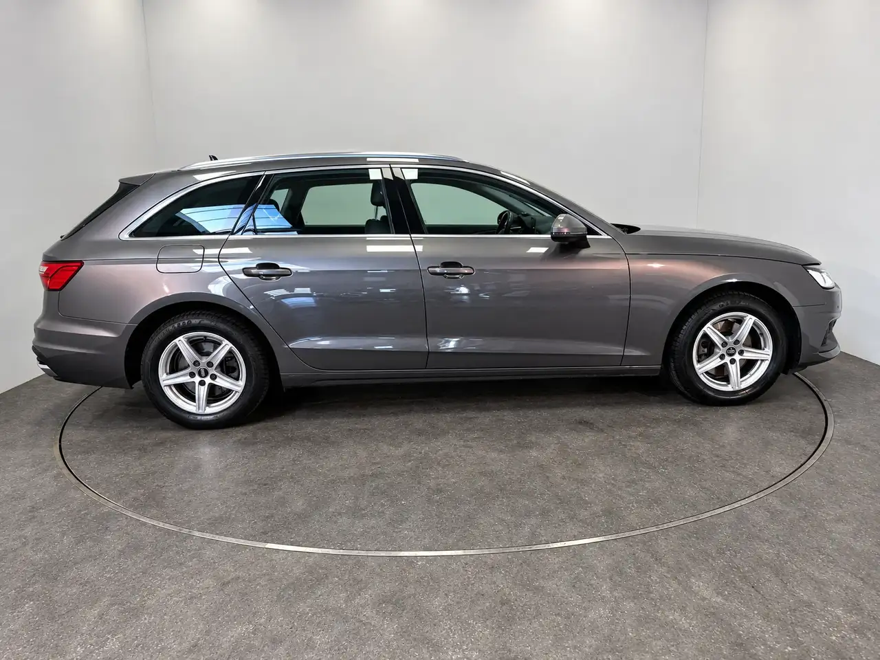 Audi A4 - 8