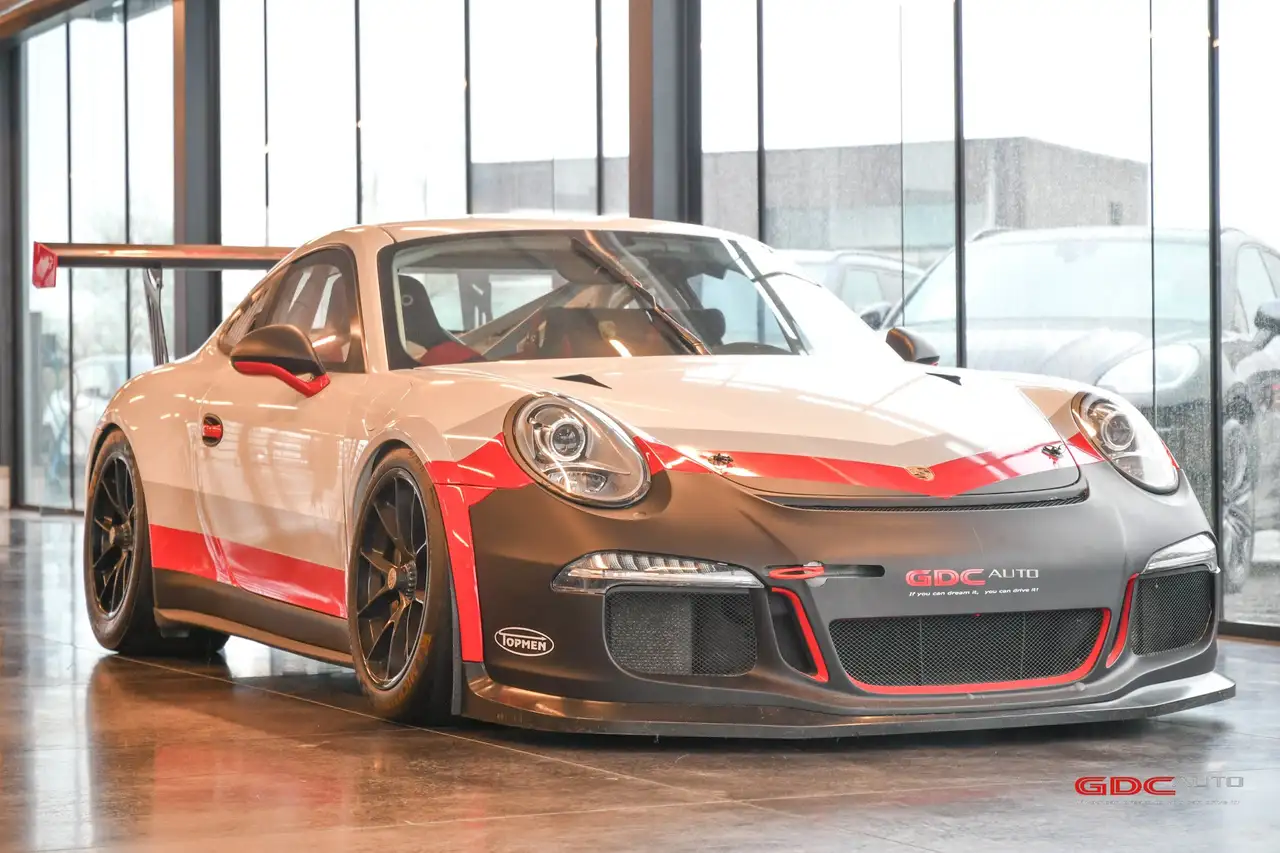 Porsche 911 - 4