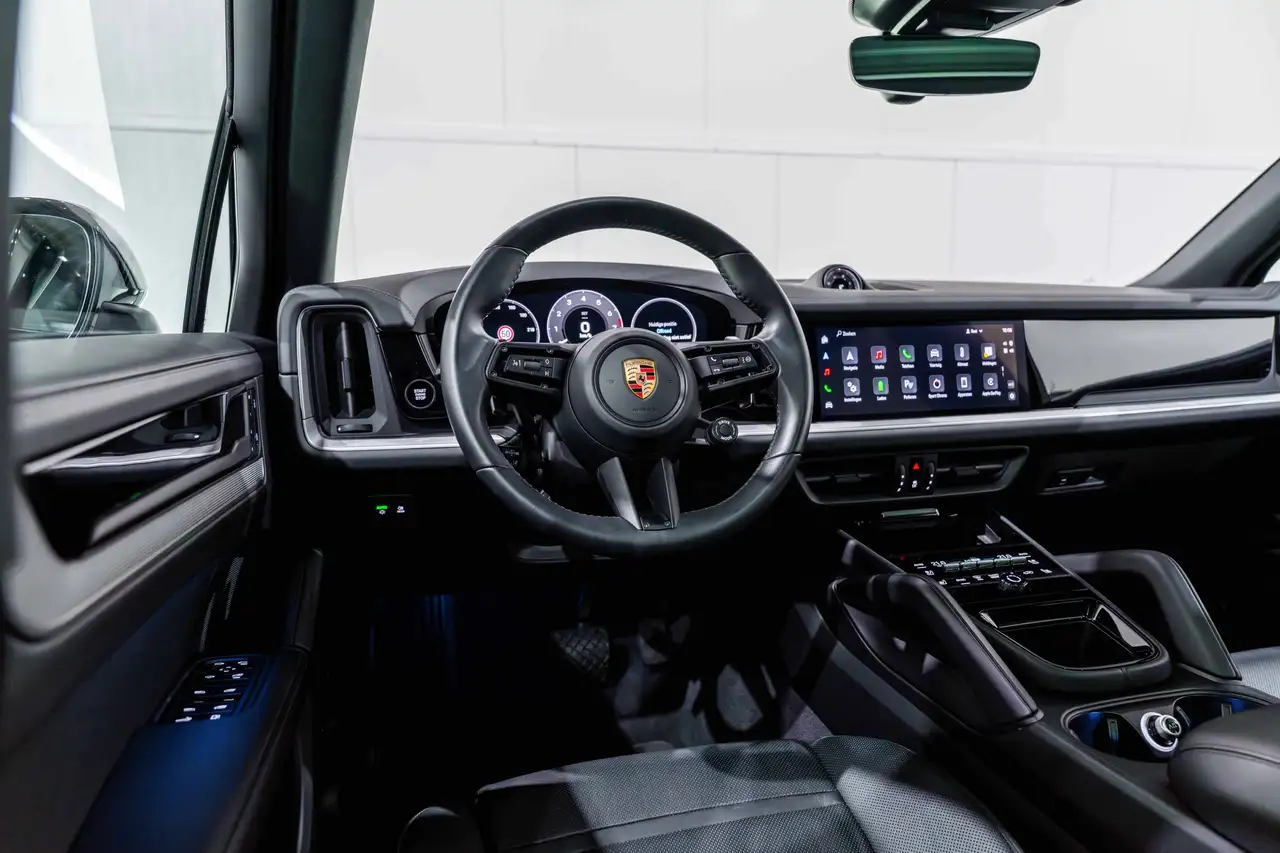 Porsche Cayenne - 11