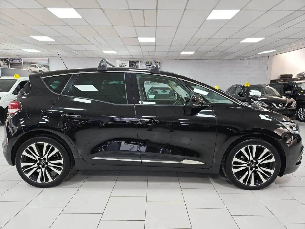 Renault Scenic - 5