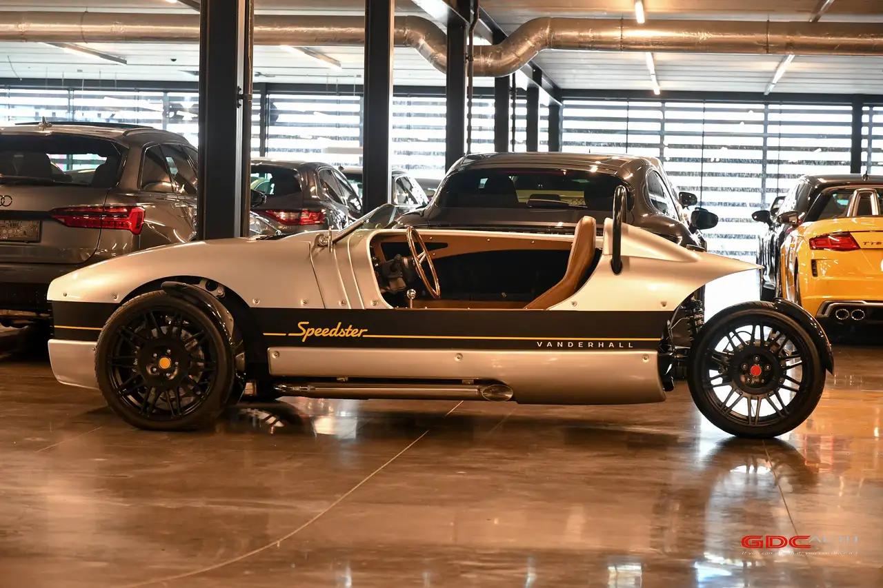 Vanderhall Venice Speedster - 12