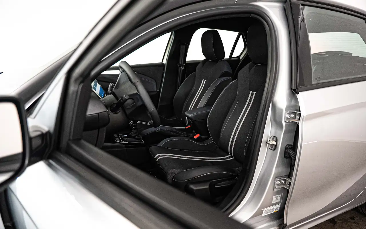 Opel Corsa - 8