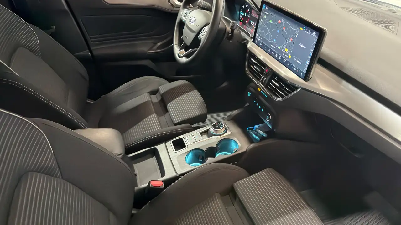 Ford Focus - 9