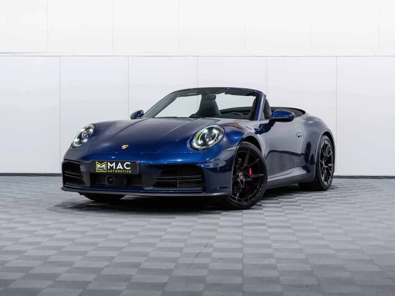 Porsche 992 - 6