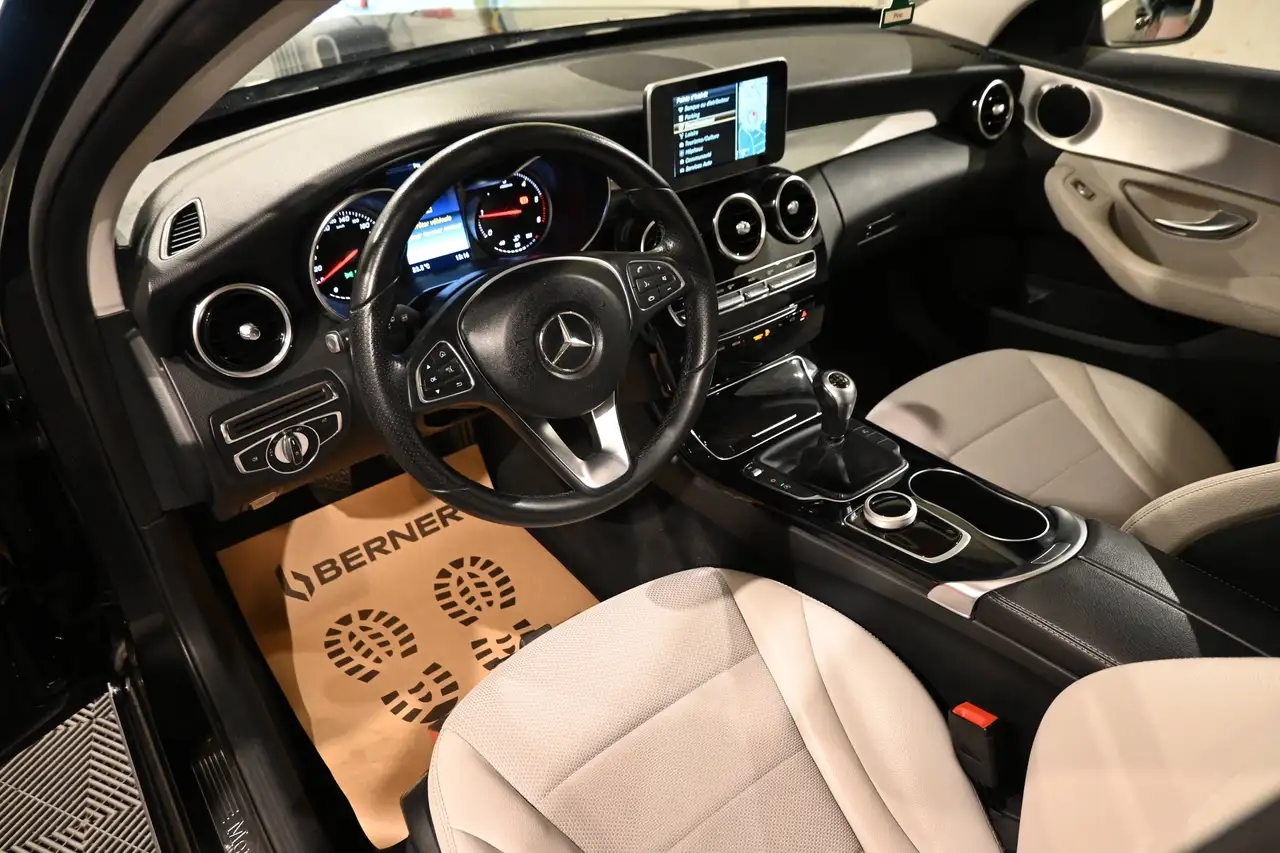 Mercedes-Benz C 180 - 12