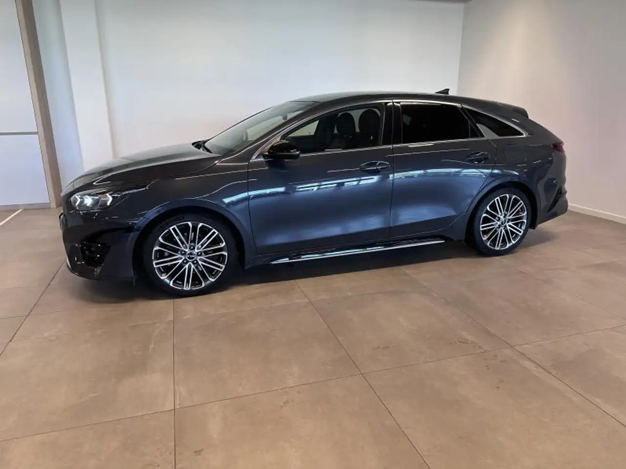Kia ProCeed / pro_cee'd - 5