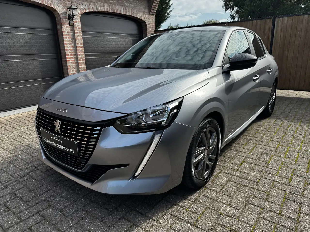 Peugeot 208 - 2