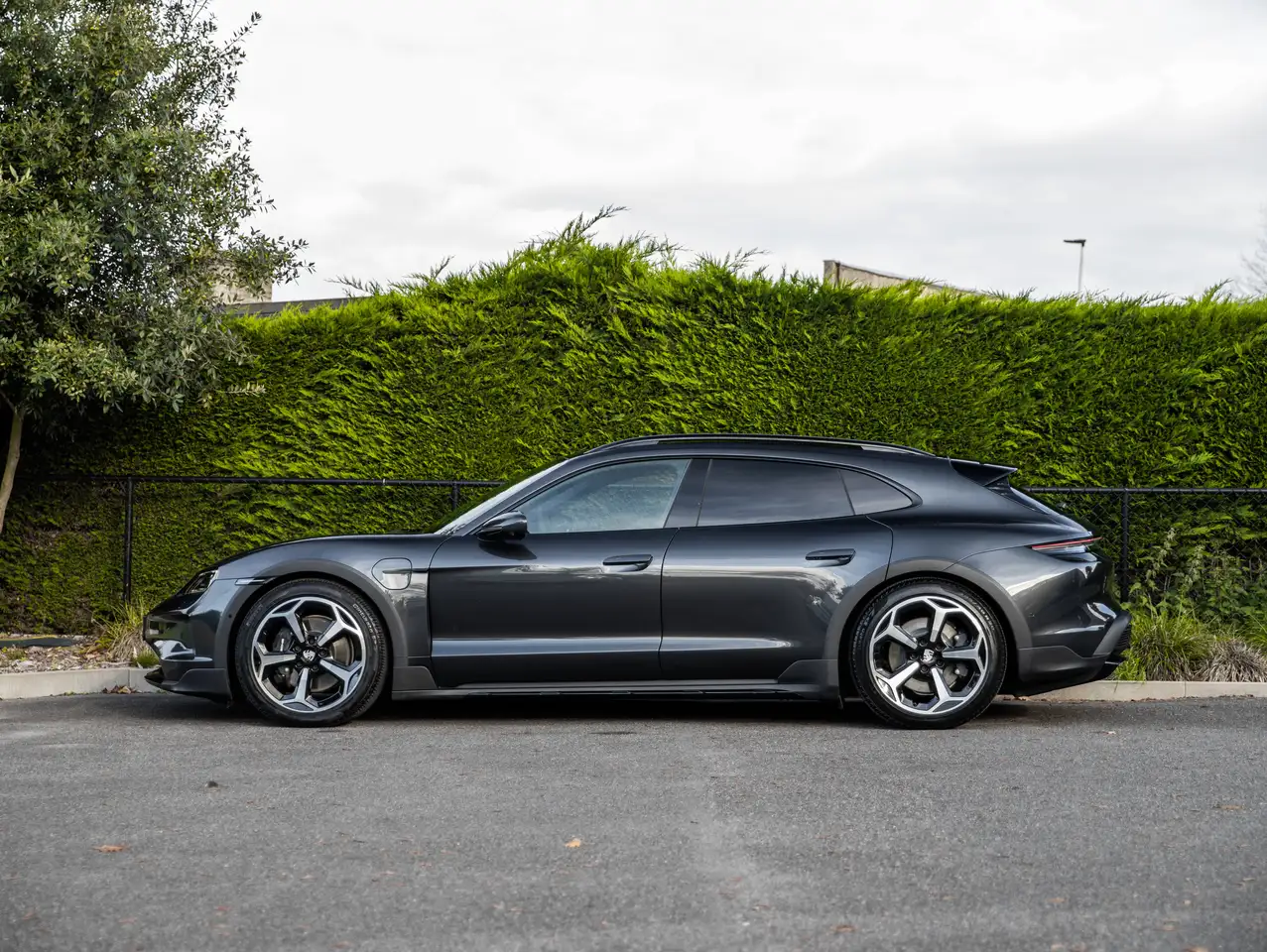 Porsche Taycan - 3