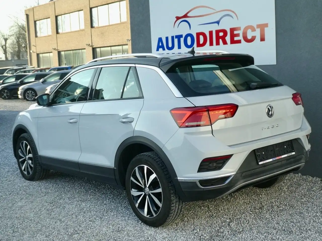 Volkswagen T-Roc - 3