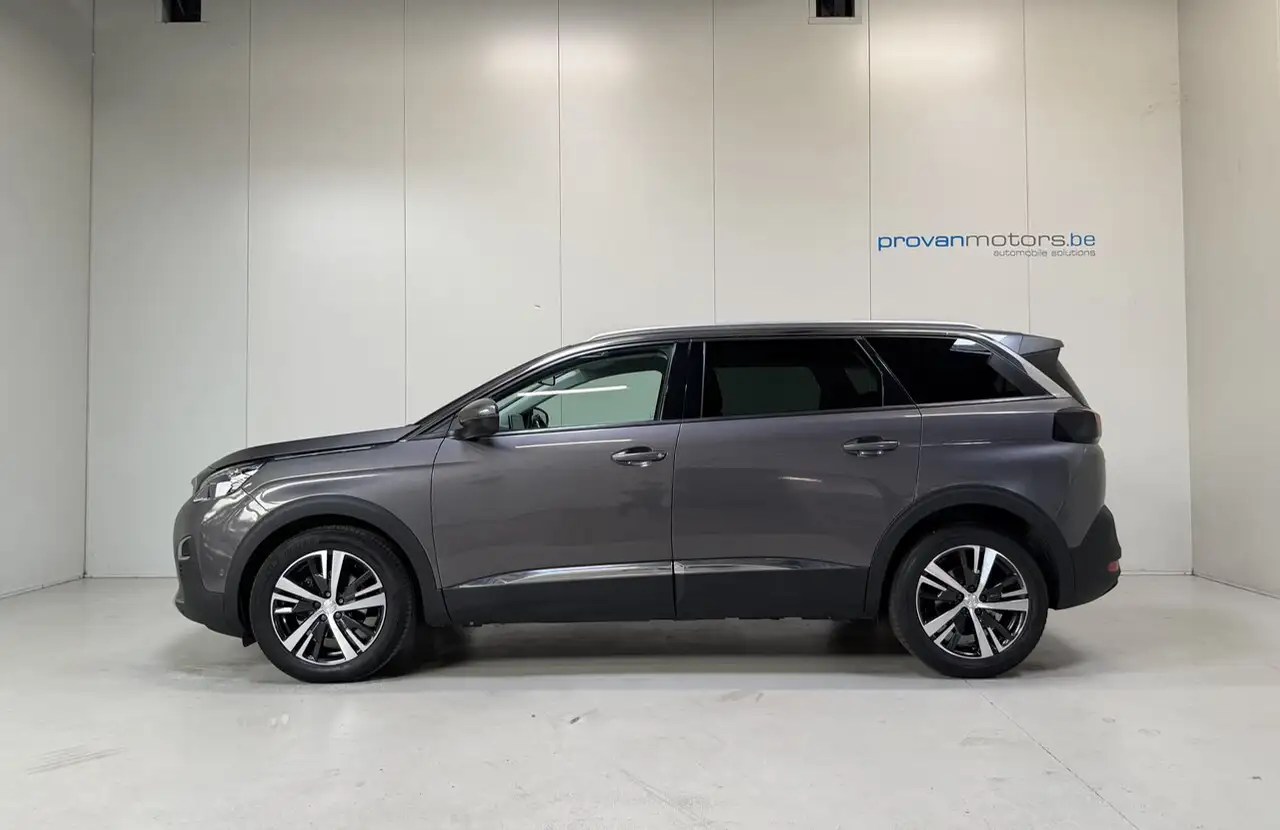 Peugeot 5008 - 8