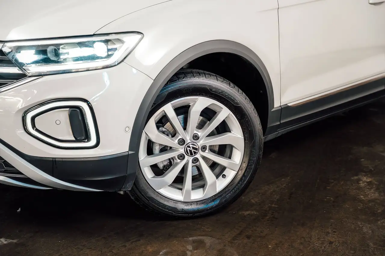 Volkswagen T-Roc - 6