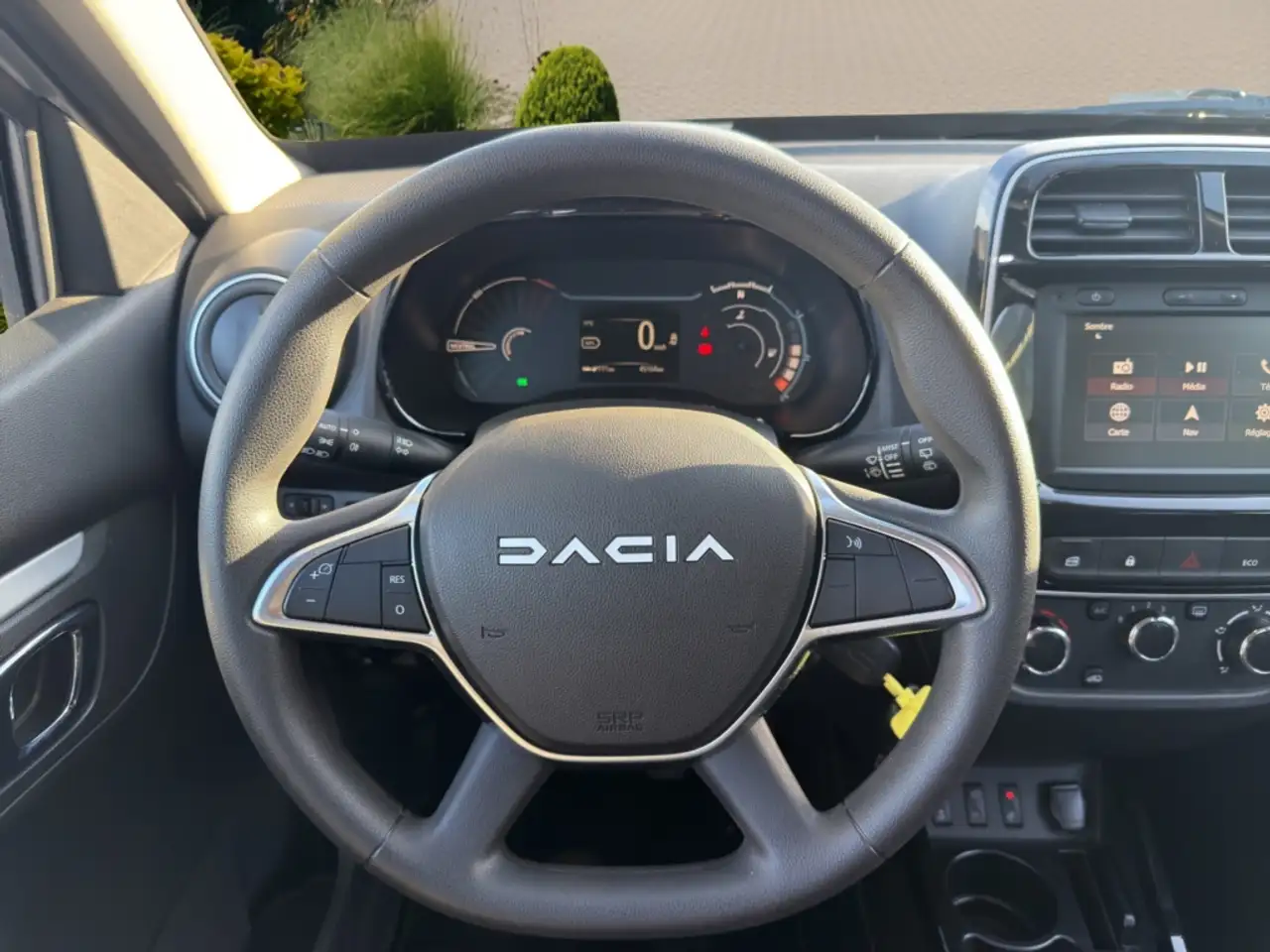 Dacia Spring - 11