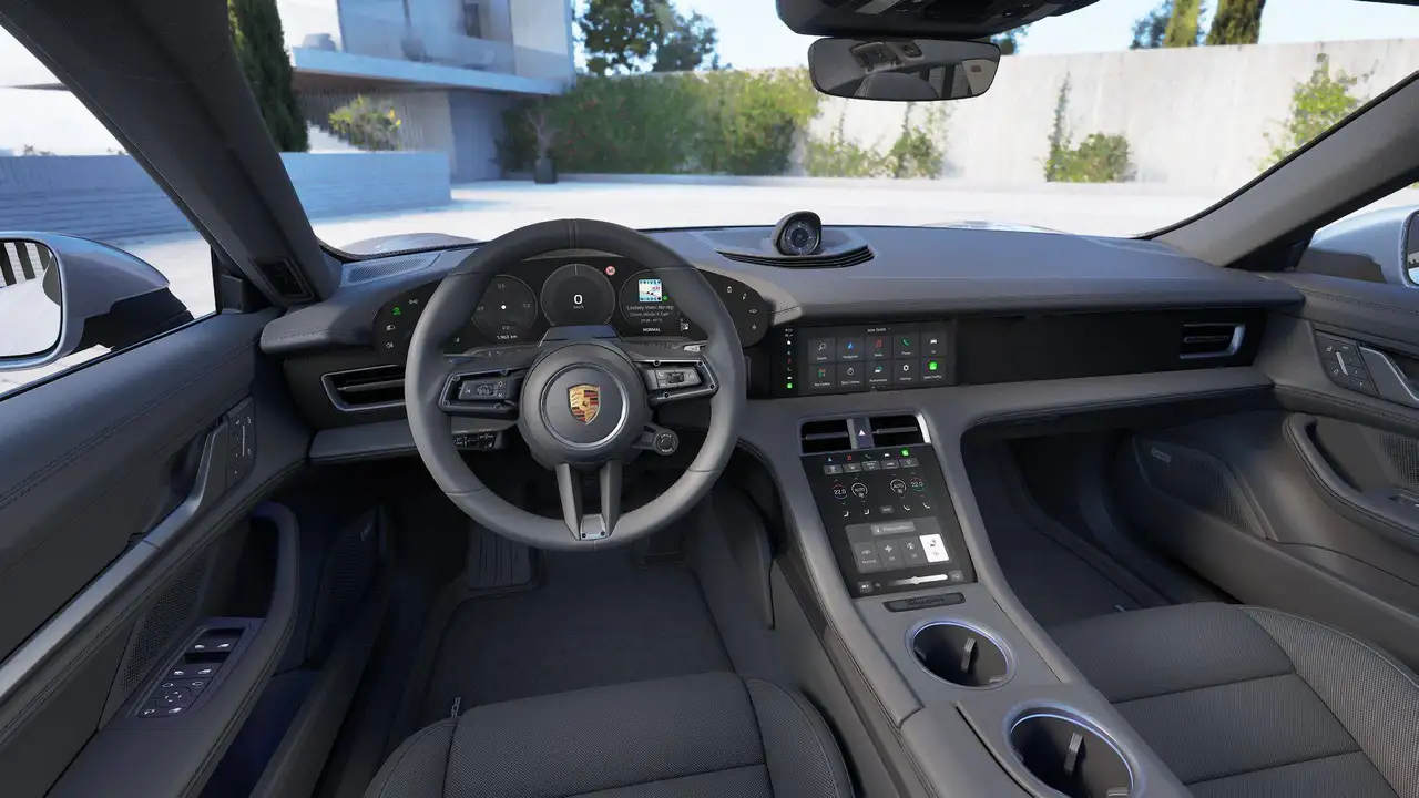 Porsche Taycan - 8