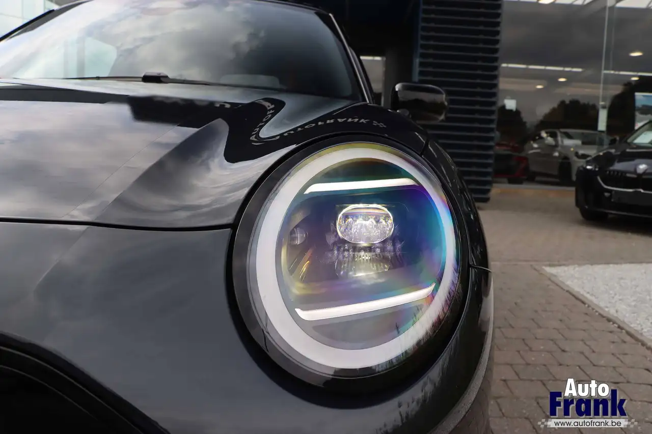 MINI Cooper SE - 12