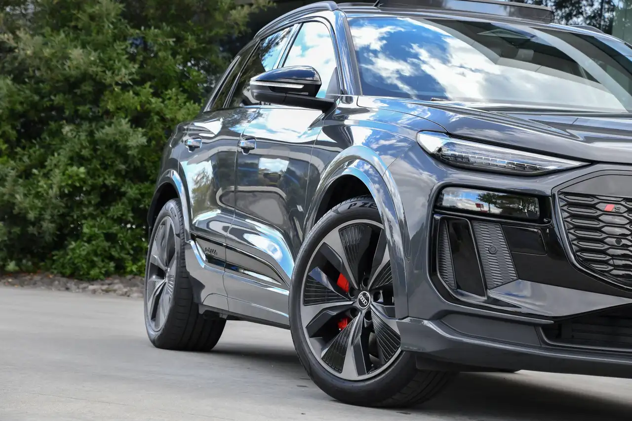 Audi SQ6 e-tron - 6