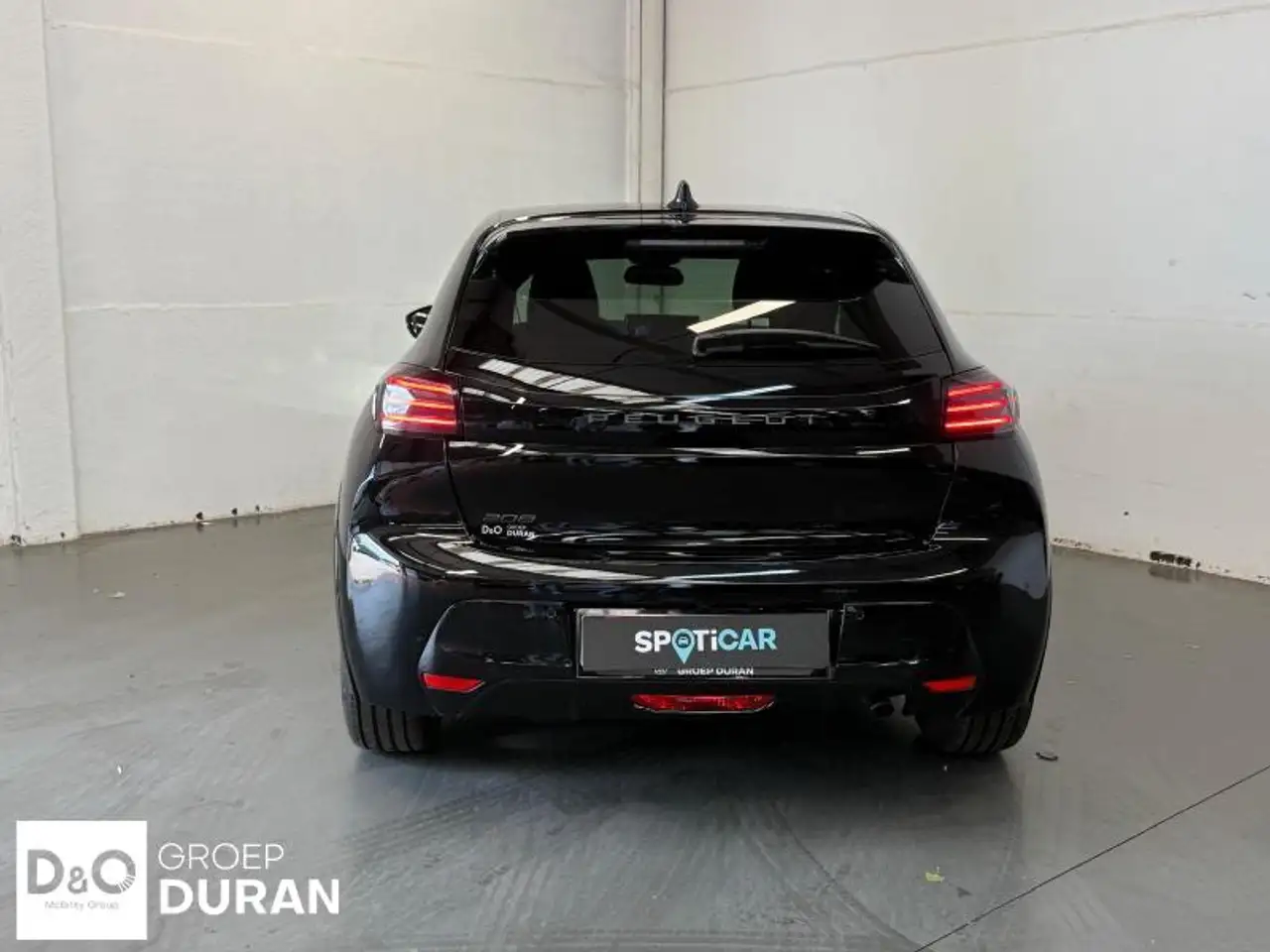 Peugeot 208 - 5