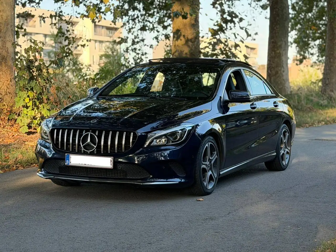 Mercedes-Benz CLA 180 - 5