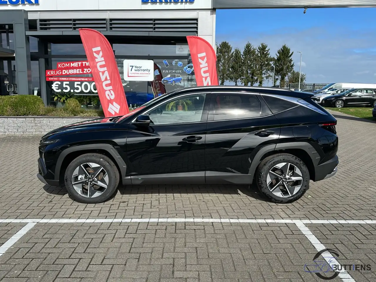 Hyundai TUCSON - 2