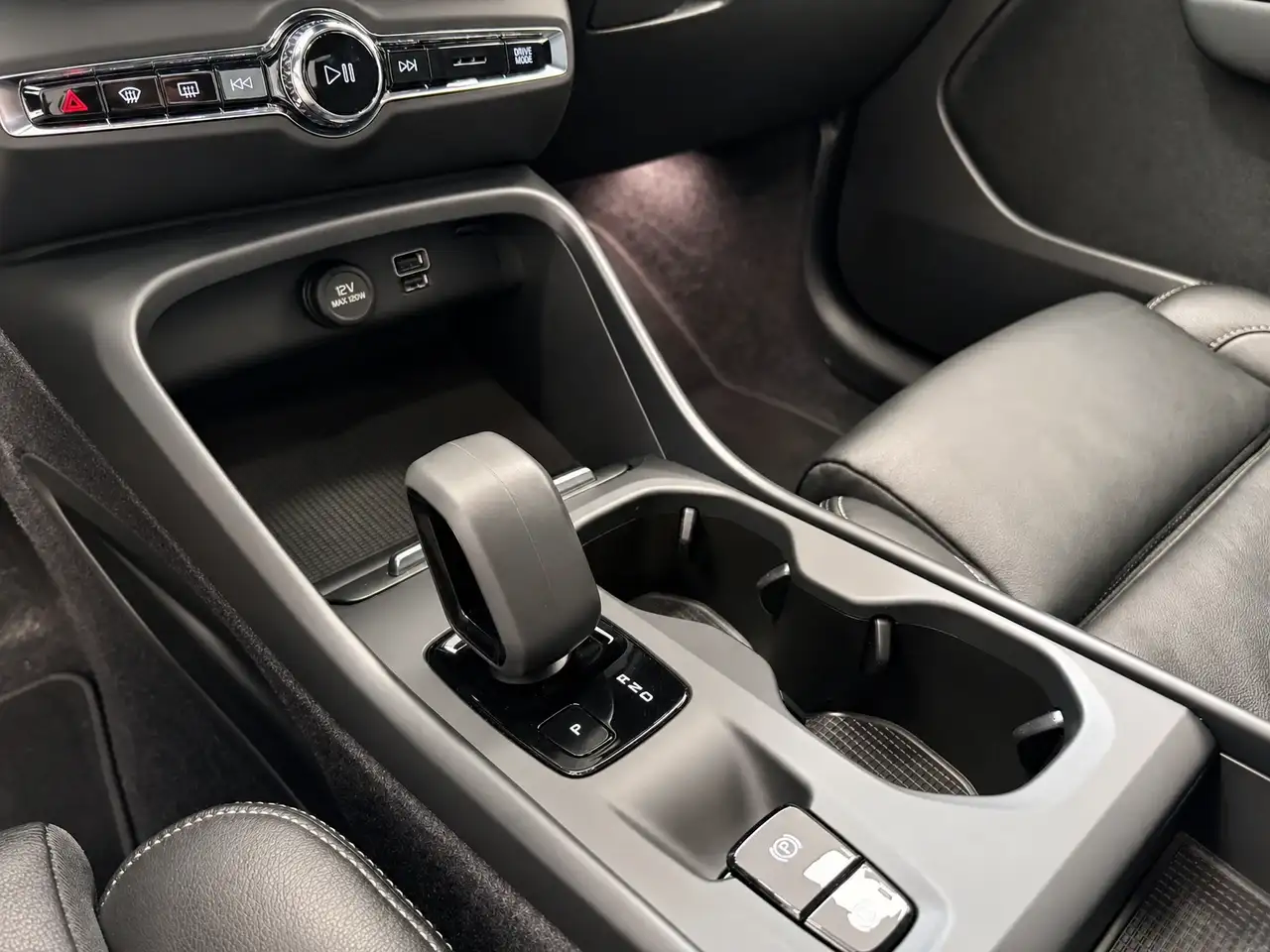 Volvo XC40 - 12