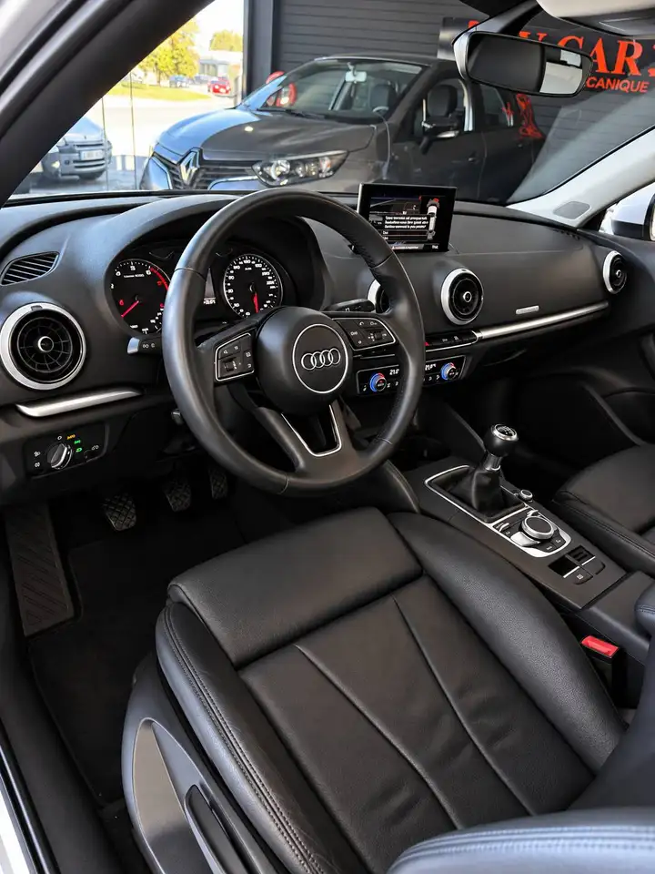 Audi A3 - 8