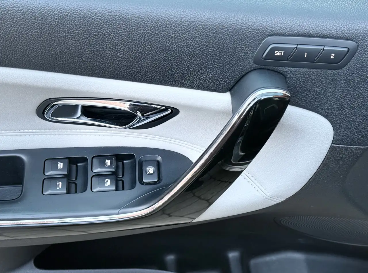 Kia Ceed / cee'd - 12