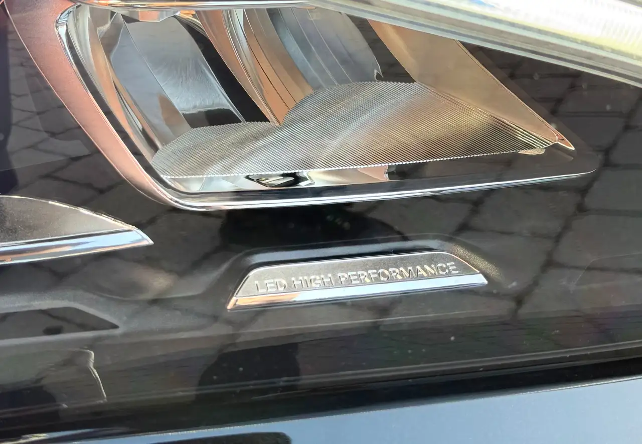 Mercedes-Benz CLA 200 - 6
