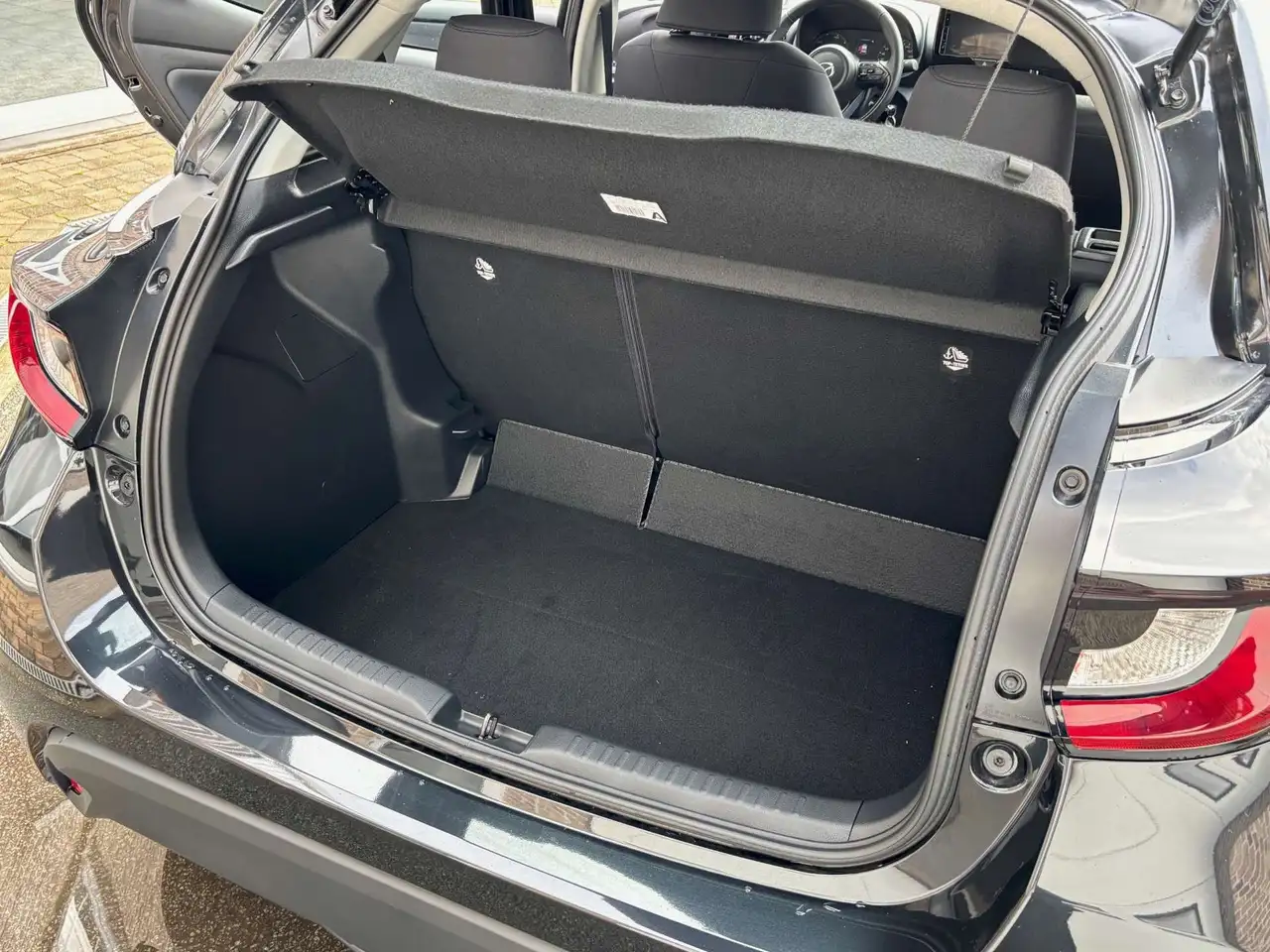 Mazda 2 - 12