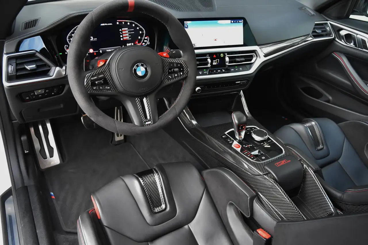 BMW M4 - 4