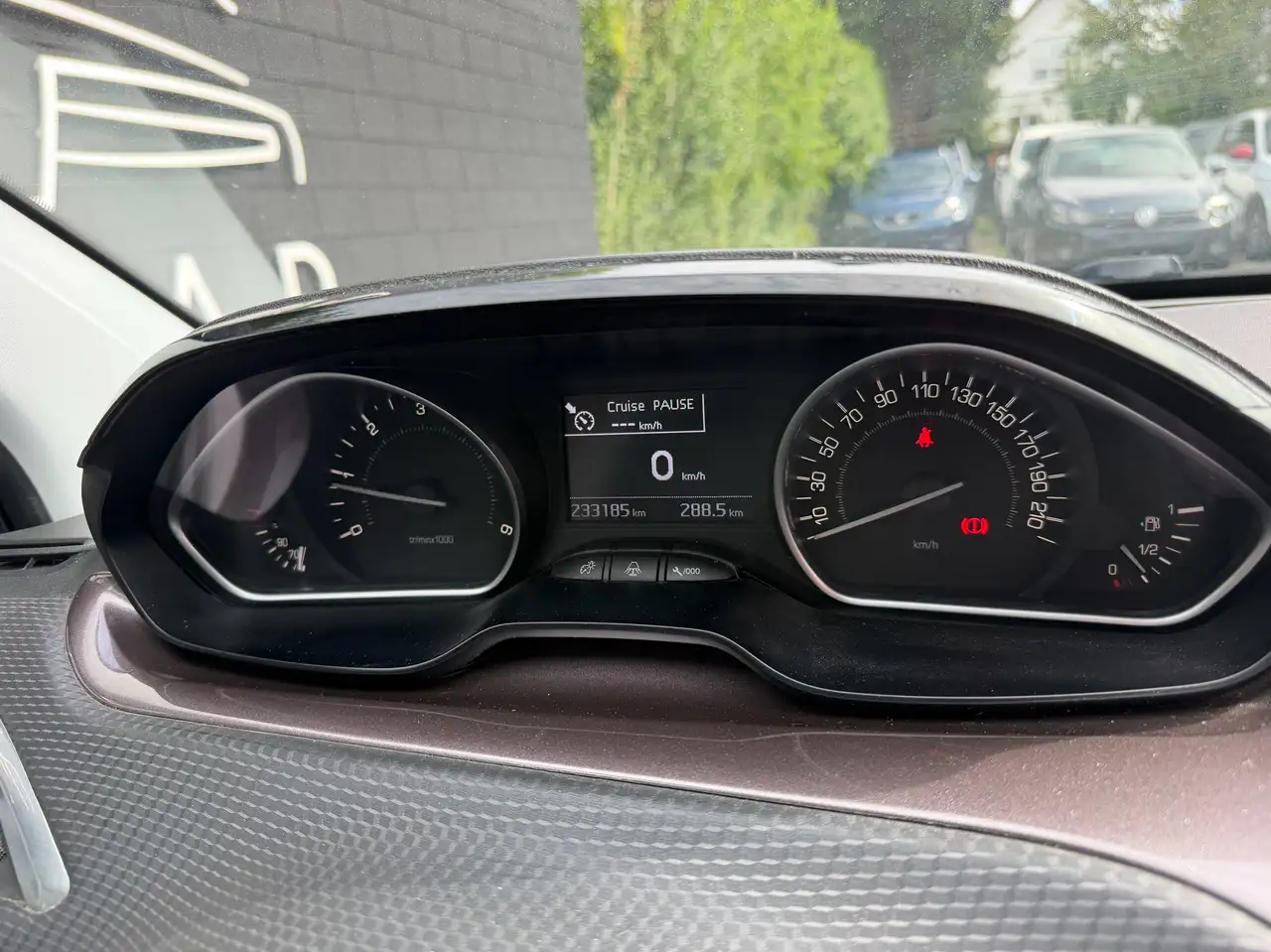 Peugeot 2008 - 12