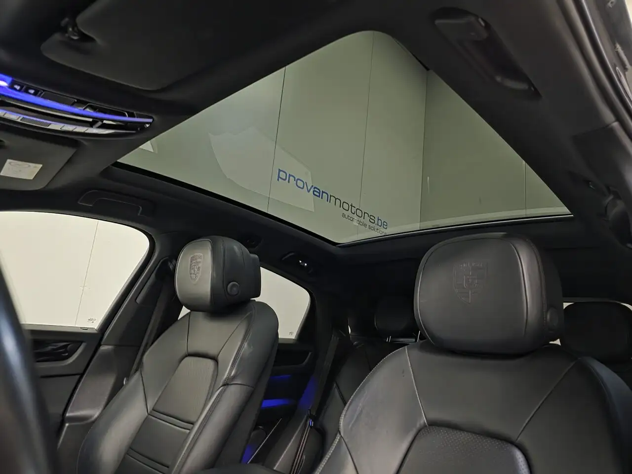 Porsche Cayenne - 11