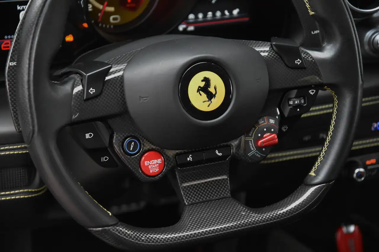 Ferrari F8 Tributo - 11
