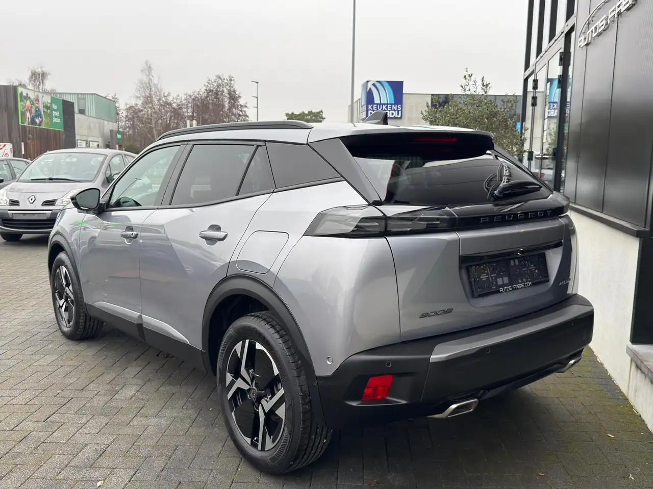 Peugeot 2008 - 7