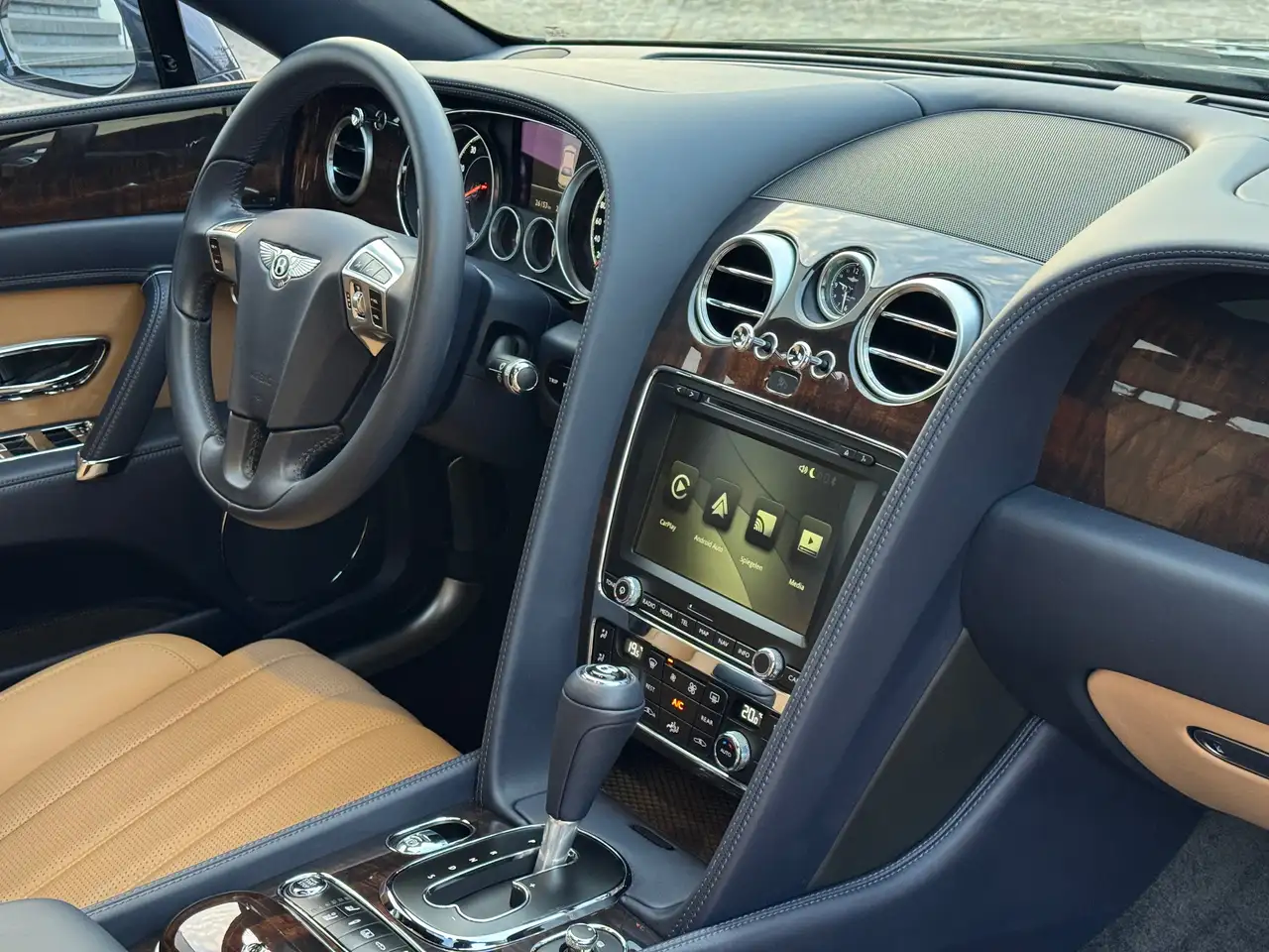 Bentley Flying Spur - 10