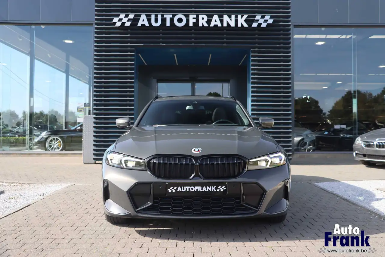 BMW 330 - 2