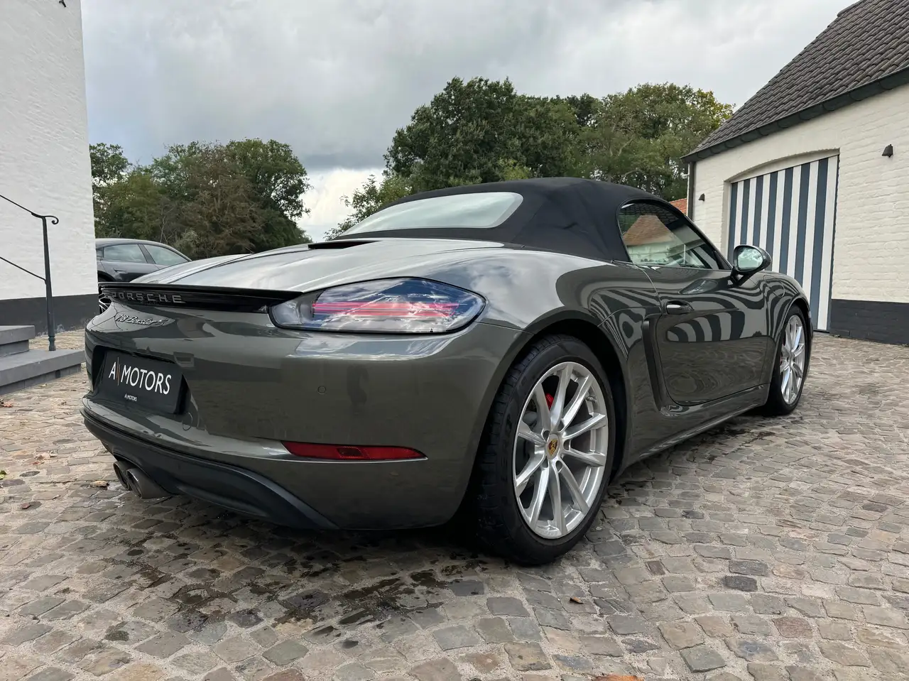 Porsche 718 - 8